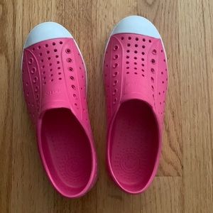 Native shoes- Size 2, like new!